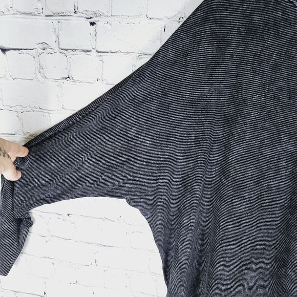 JOAH BROWN | long sleeve dolman sleeve top - Picture 2 of 5